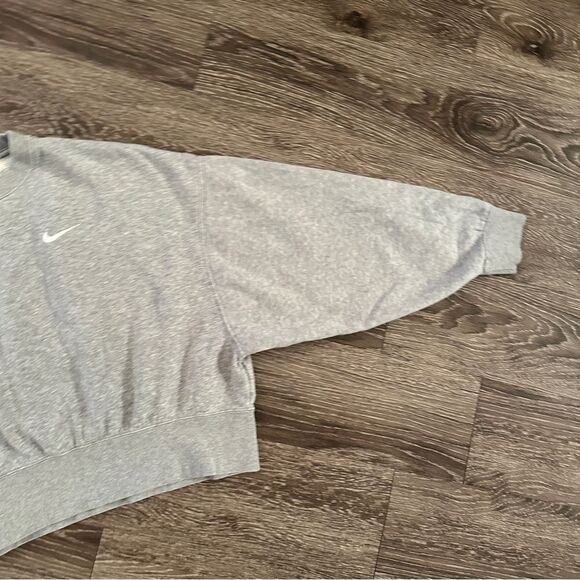 Nike Essential Fleece Crop Crewneck Sweatshirt - Picture 5 of 6